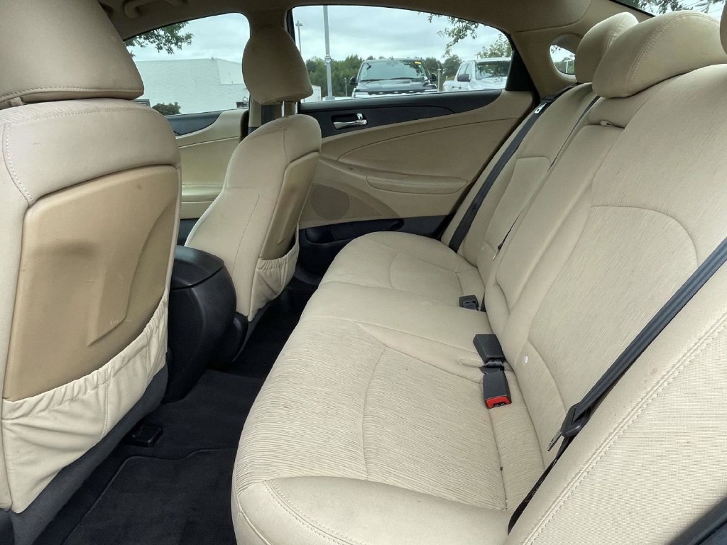 Used 2011 Hyundai Sonata GLS w/ Popular Equipment Pkg 2 FWD image 11
