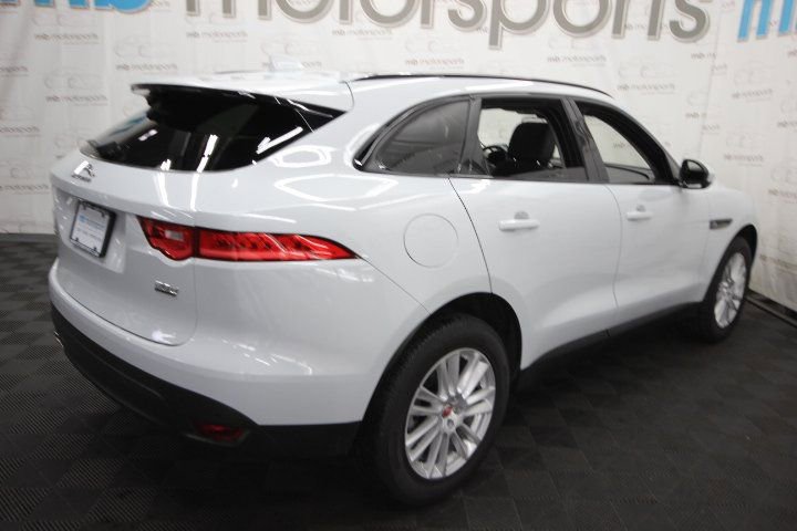 Used 2018 Jaguar F-PACE Prestige image 7