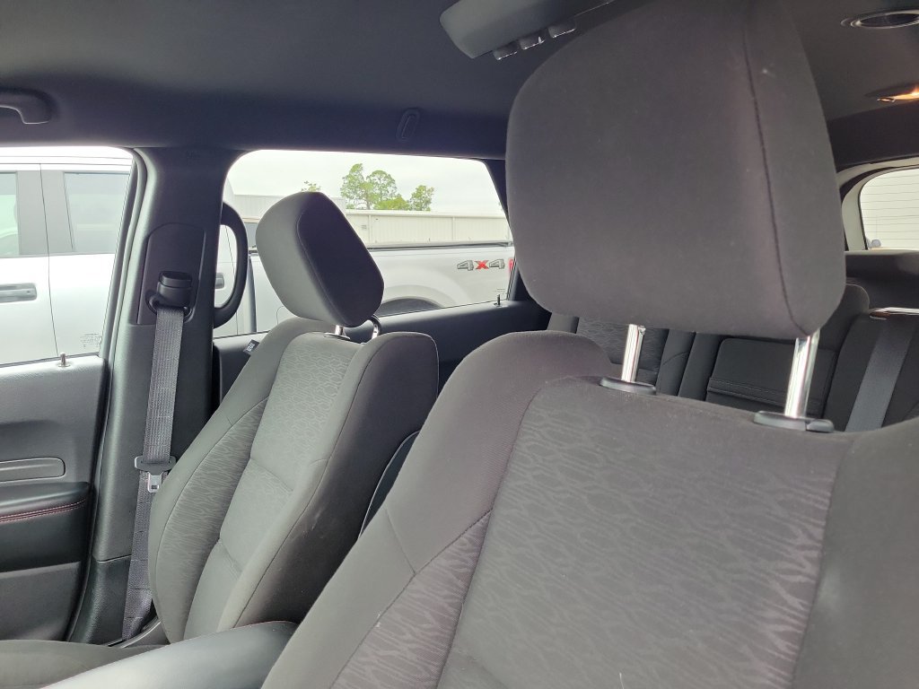 Used 2025 Dodge Durango GT AWD/4WD image 26