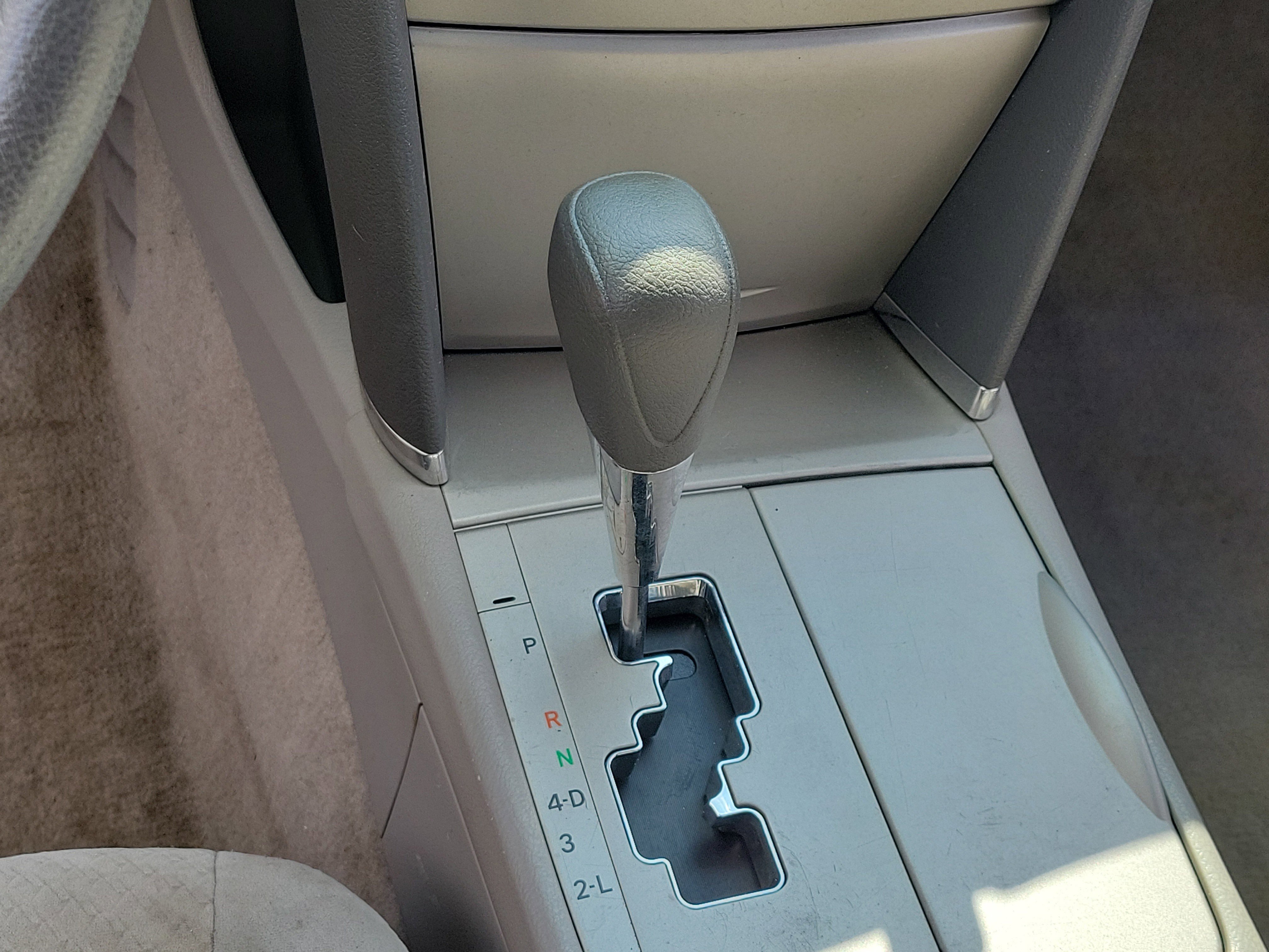 Used 2009 Toyota Camry SE FWD image 25