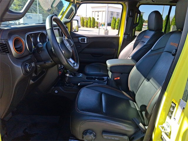 Used 2023 Jeep Gladiator Mojave w/ Cold Weather Group image 14