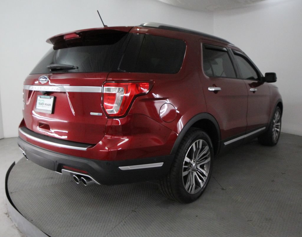Used 2018 Ford Explorer Platinum AWD/4WD image 9
