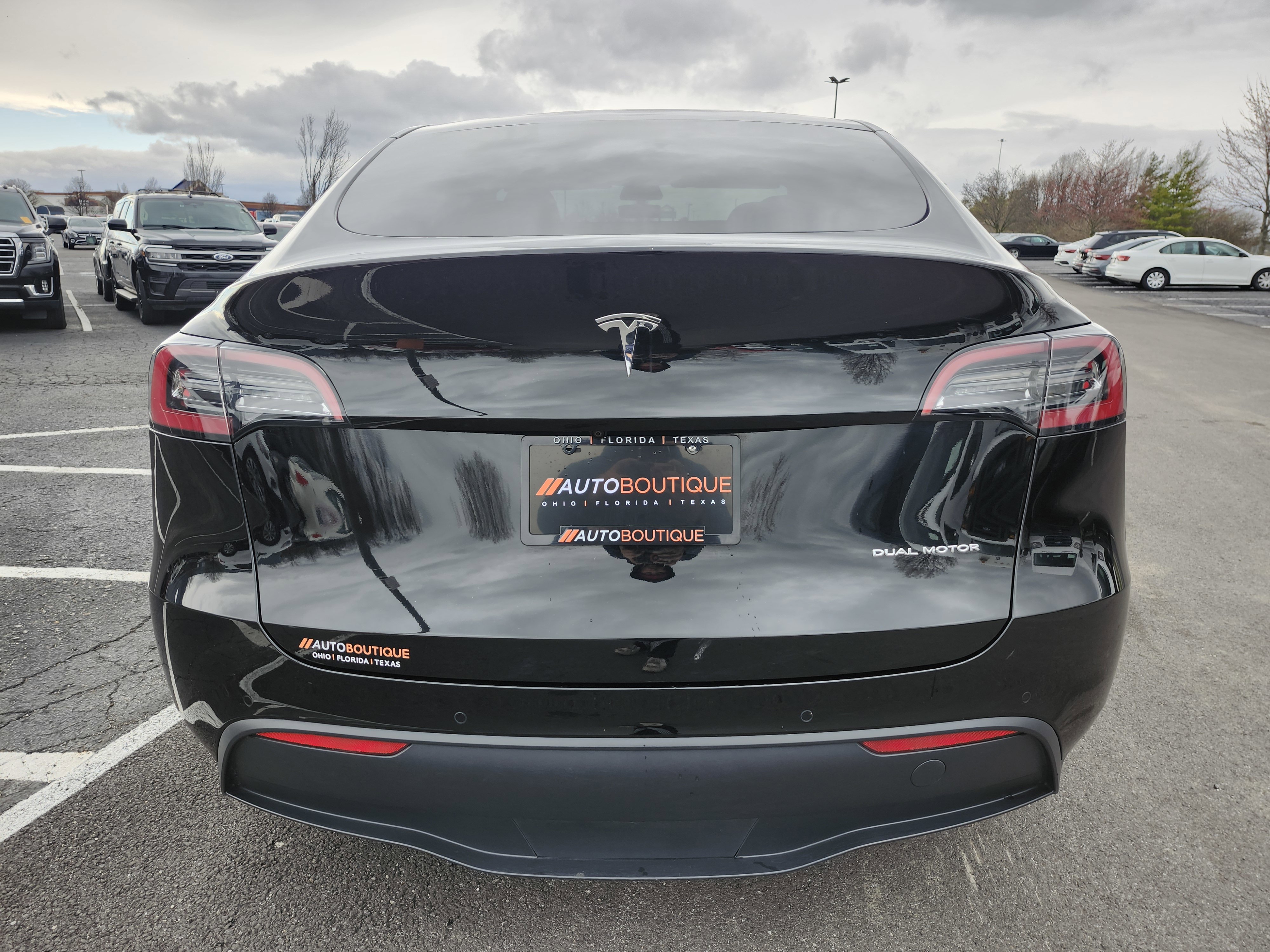 Used 2021 Tesla Model Y Long Range image 17