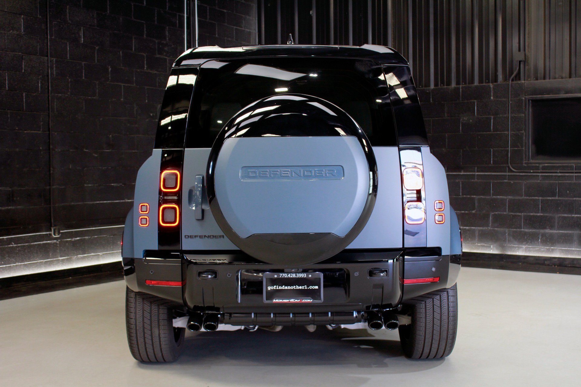 Used 2026 Land Rover Defender 110 X-Dynamic SE AWD/4WD image 20