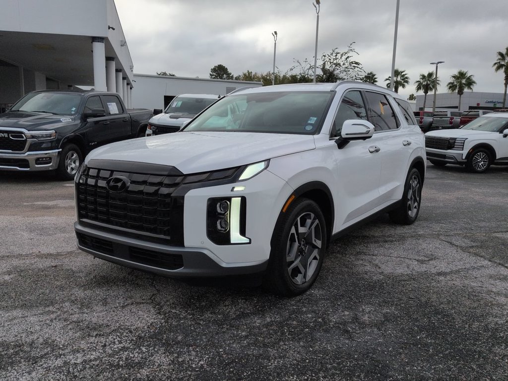 Used 2025 Hyundai Palisade SEL FWD image 8