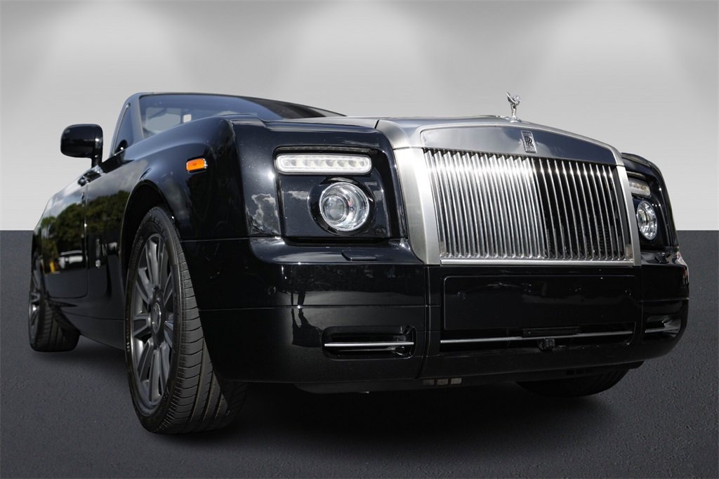 Used 2010 Rolls-Royce Phantom Drophead Coupe image 11