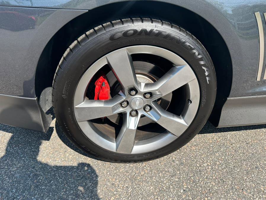 Used 2010 Chevrolet Camaro SS w/ LPO, Ground Effects Package image 27