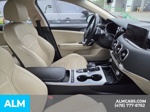 Used 2023 Kia Stinger GT2 AWD/4WD image 11