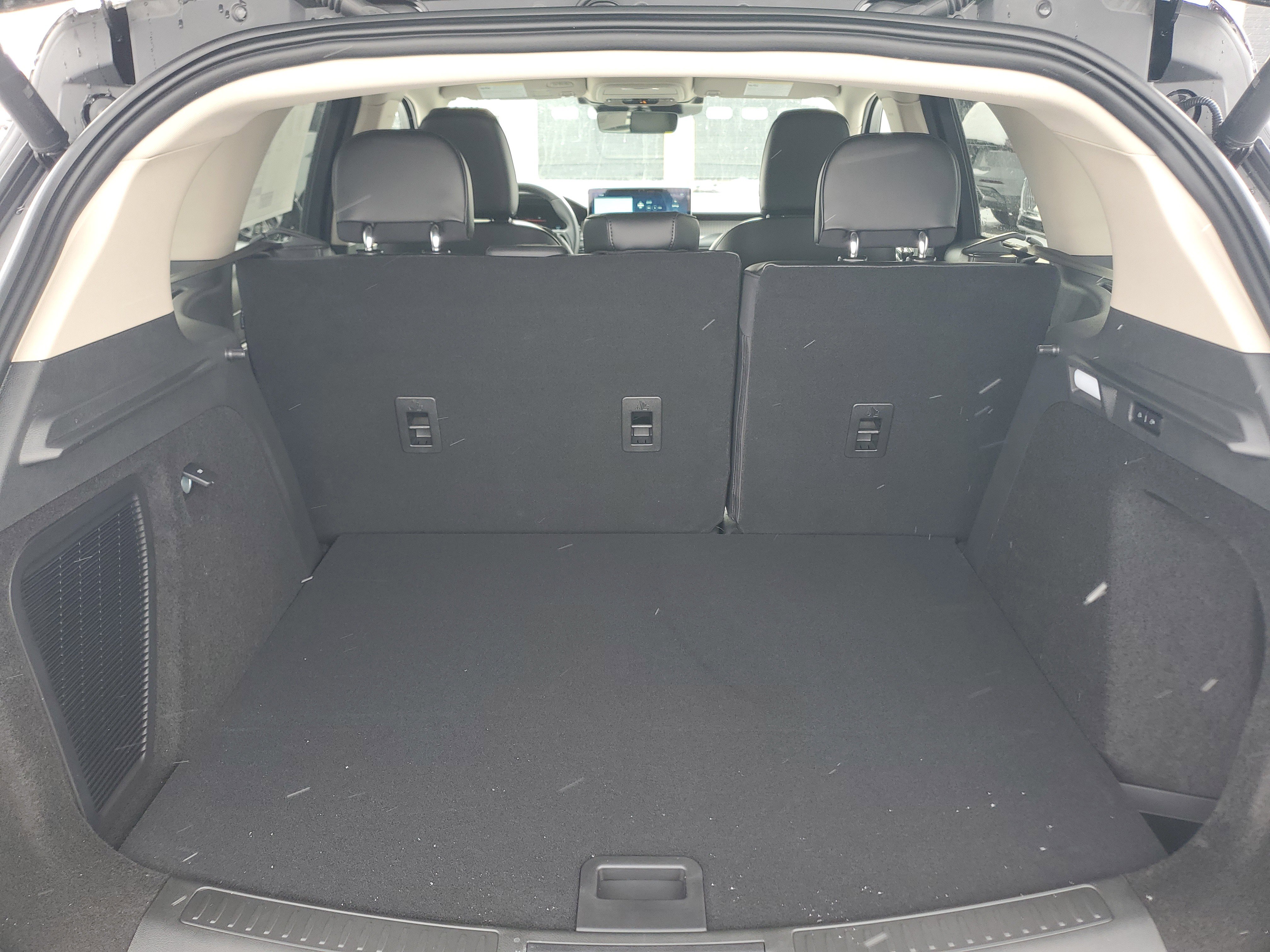 New 2026 Lincoln Corsair Premiere image 29