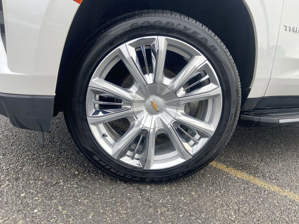 Certified 2022 Chevrolet Tahoe High Country AWD/4WD image 33