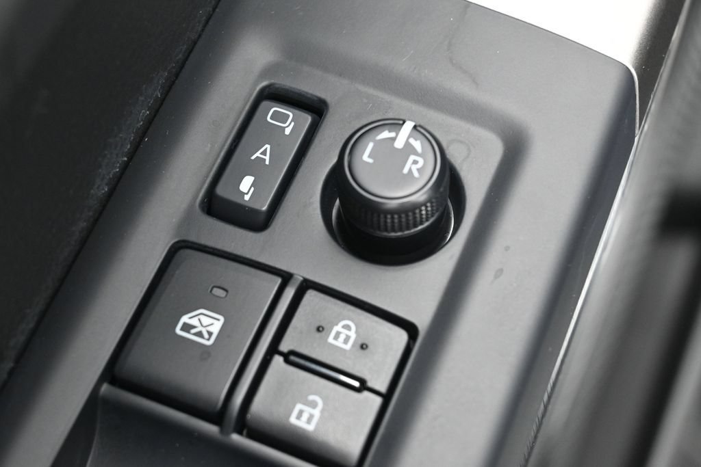 Certified 2026 Toyota Tundra Platinum AWD/4WD image 13