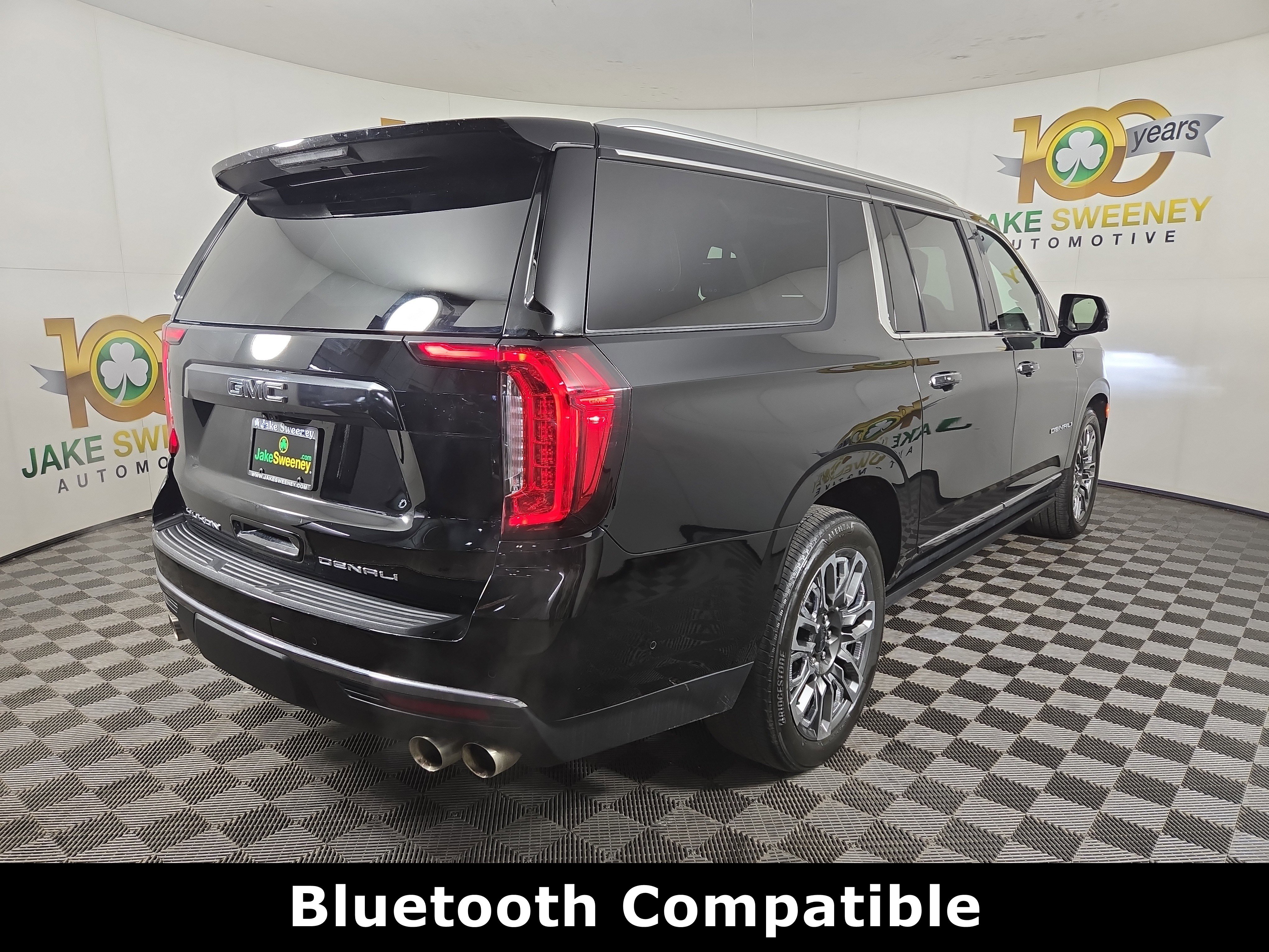 Certified 2024 GMC Yukon XL Denali Ultimate AWD/4WD image 9
