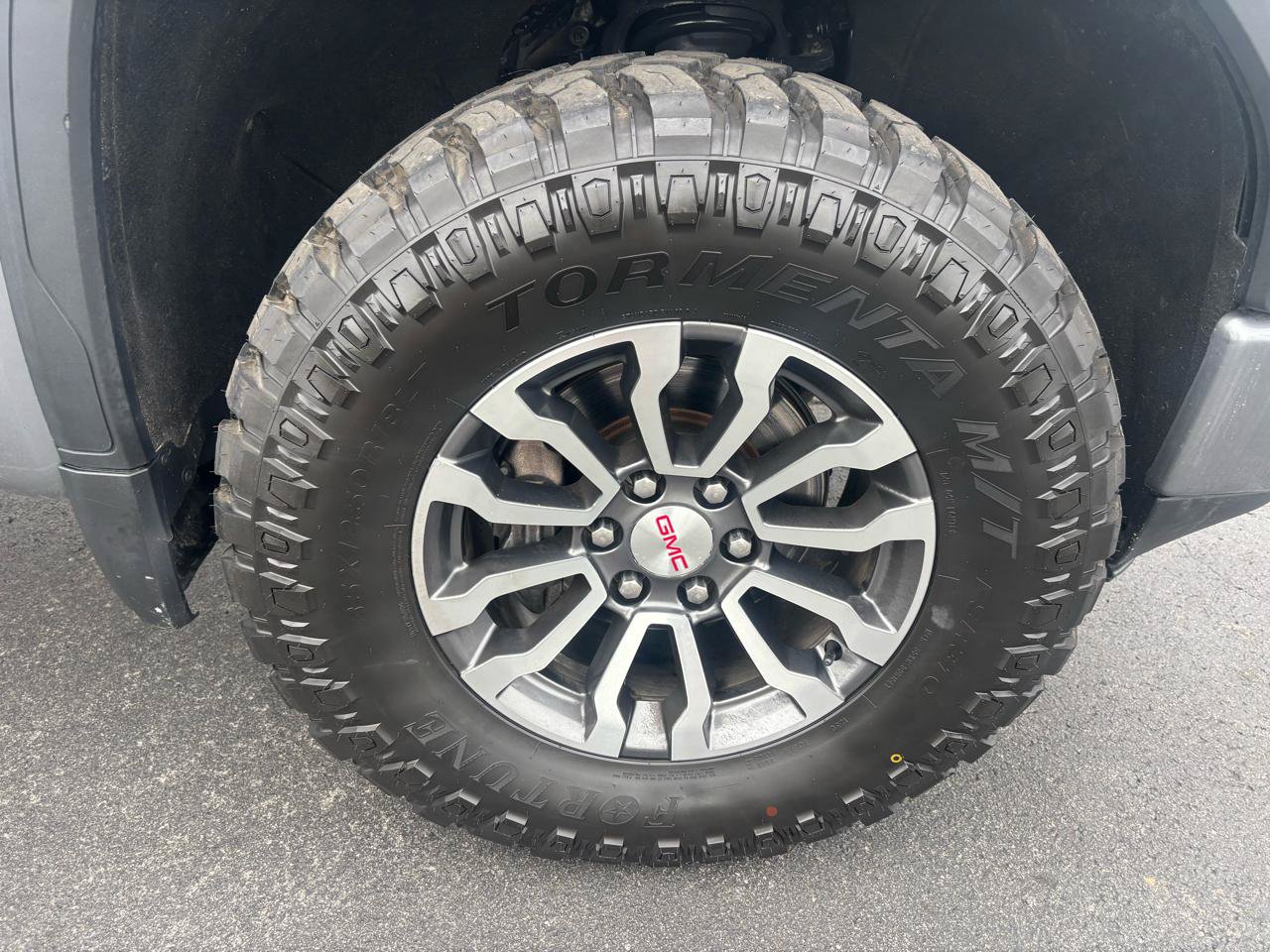 Used 2020 GMC Sierra 1500 AT4 w/ AT4 Preferred Package AWD/4WD image 15