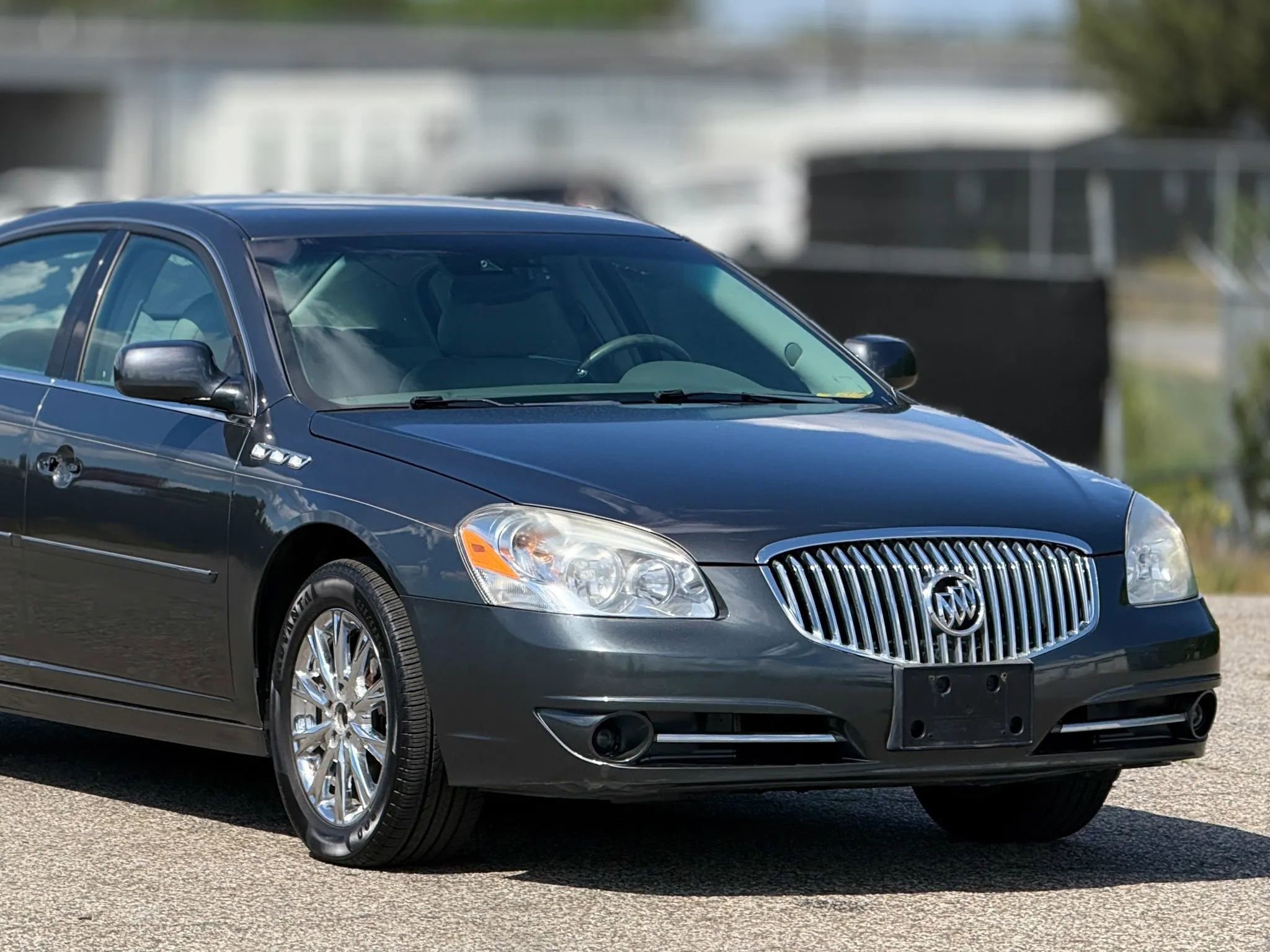 Used 2011 Buick Lucerne CXL FWD image 15