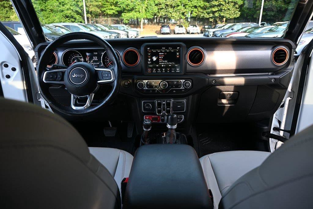 Used 2022 Jeep Gladiator Mojave w/ Cold Weather Group AWD/4WD image 17