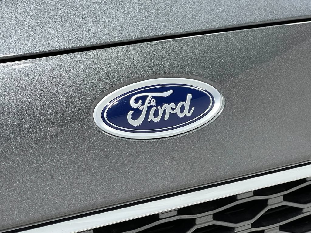Used 2017 Ford Fusion Energi Platinum FWD image 40