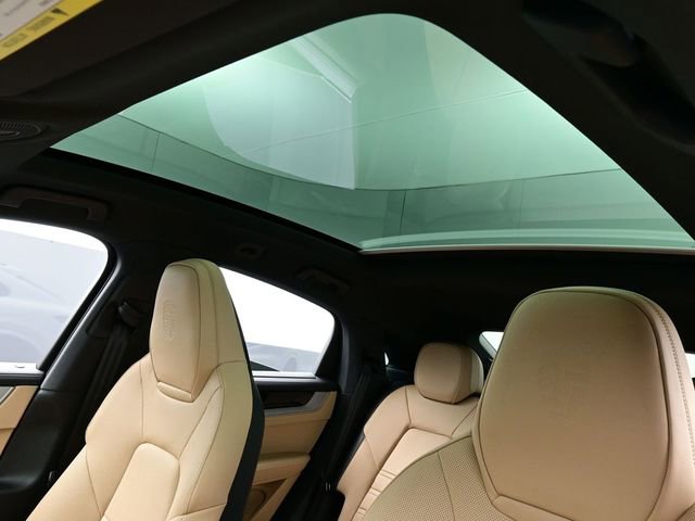 New 2026 Porsche Cayenne E-Hybrid Coupe image 13