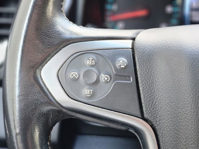 Used 2018 Chevrolet Suburban LT image 17