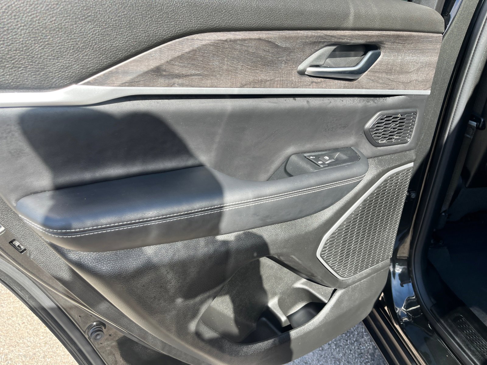 Certified 2023 Jeep Grand Cherokee 4WD 4xe image 16