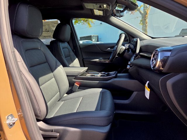 New 2027 Chevrolet Equinox LT w/ Convenience Package II FWD image 15