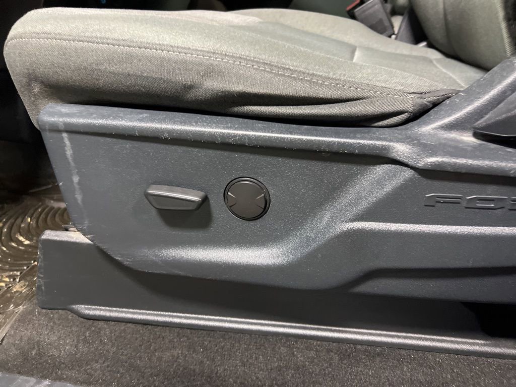 Used 2022 Ford F150 XLT w/ Trailer Tow Package image 24