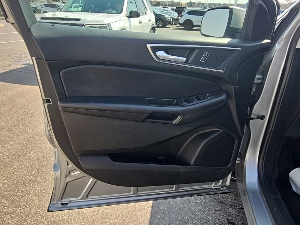 Used 2022 Ford Edge SEL image 23