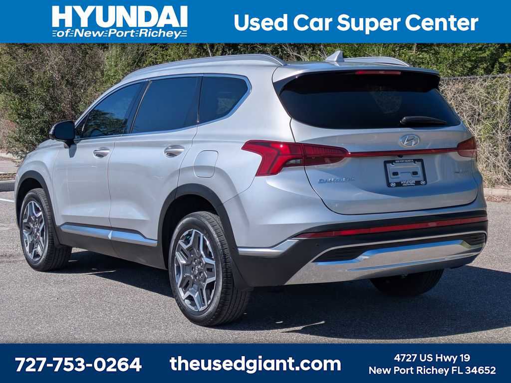 Used 2022 Hyundai Santa Fe Limited AWD/4WD image 3