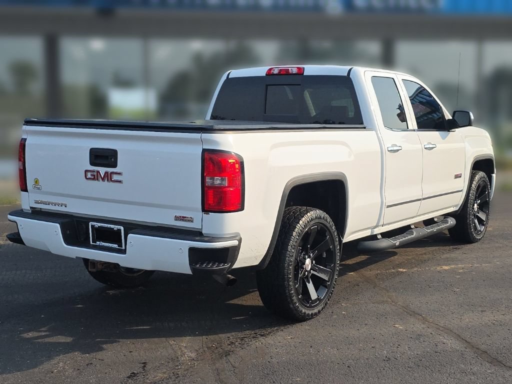 Used 2015 GMC Sierra 1500 SLT w/ All-Terrain Package AWD/4WD image 8