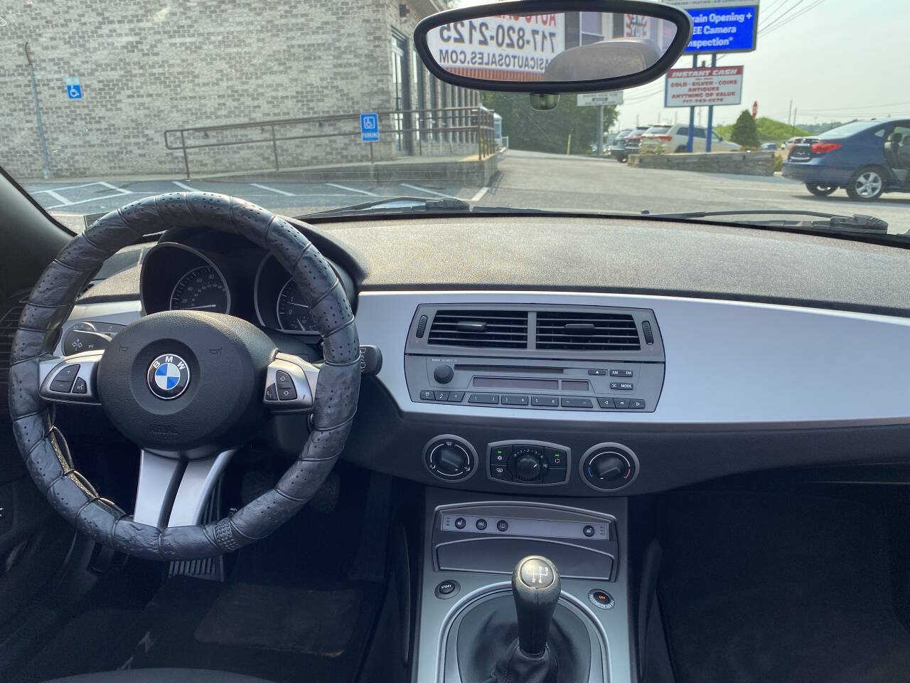 Used 2004 BMW Z4 2.5i RWD image 22