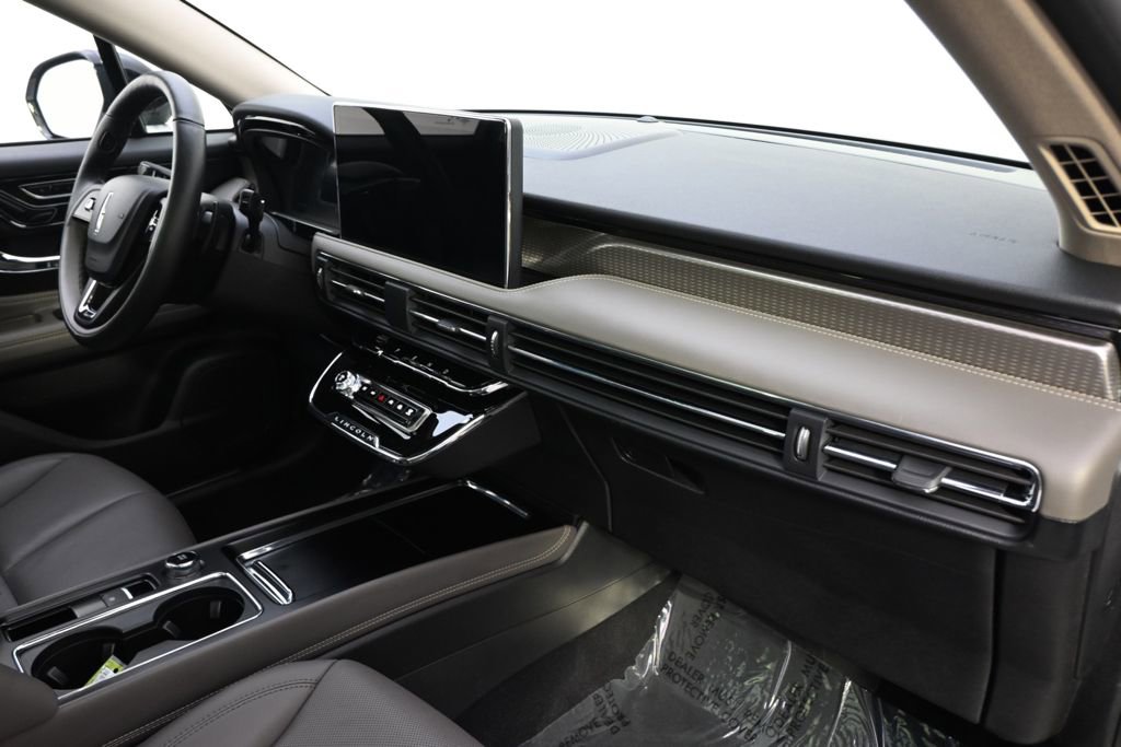 New 2026 Lincoln Corsair Reserve w/ Jet Appearance Package image 15