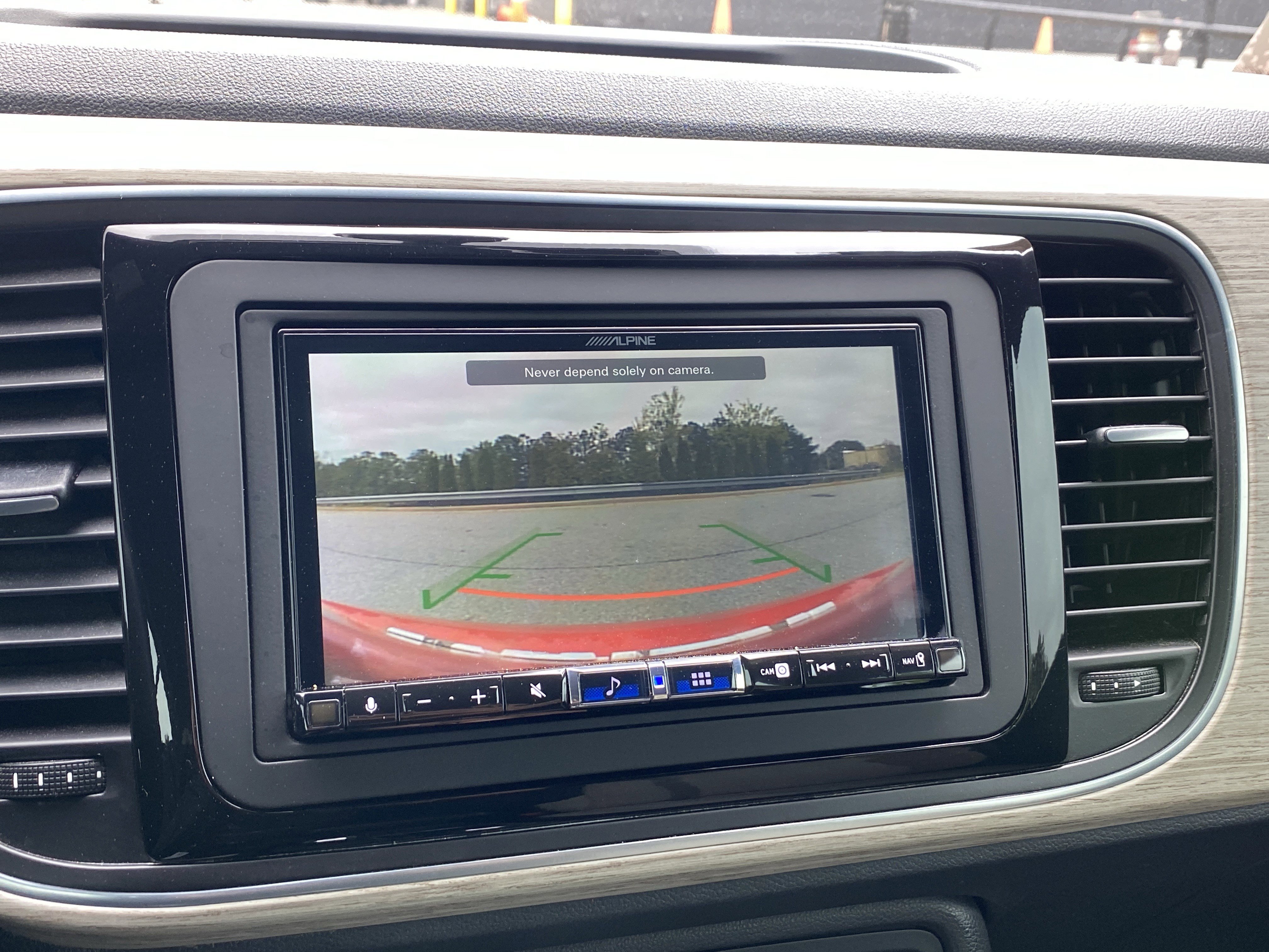 Used 2018 Volkswagen Beetle 2.0T Coast w/ Coast Lighting Package image 31