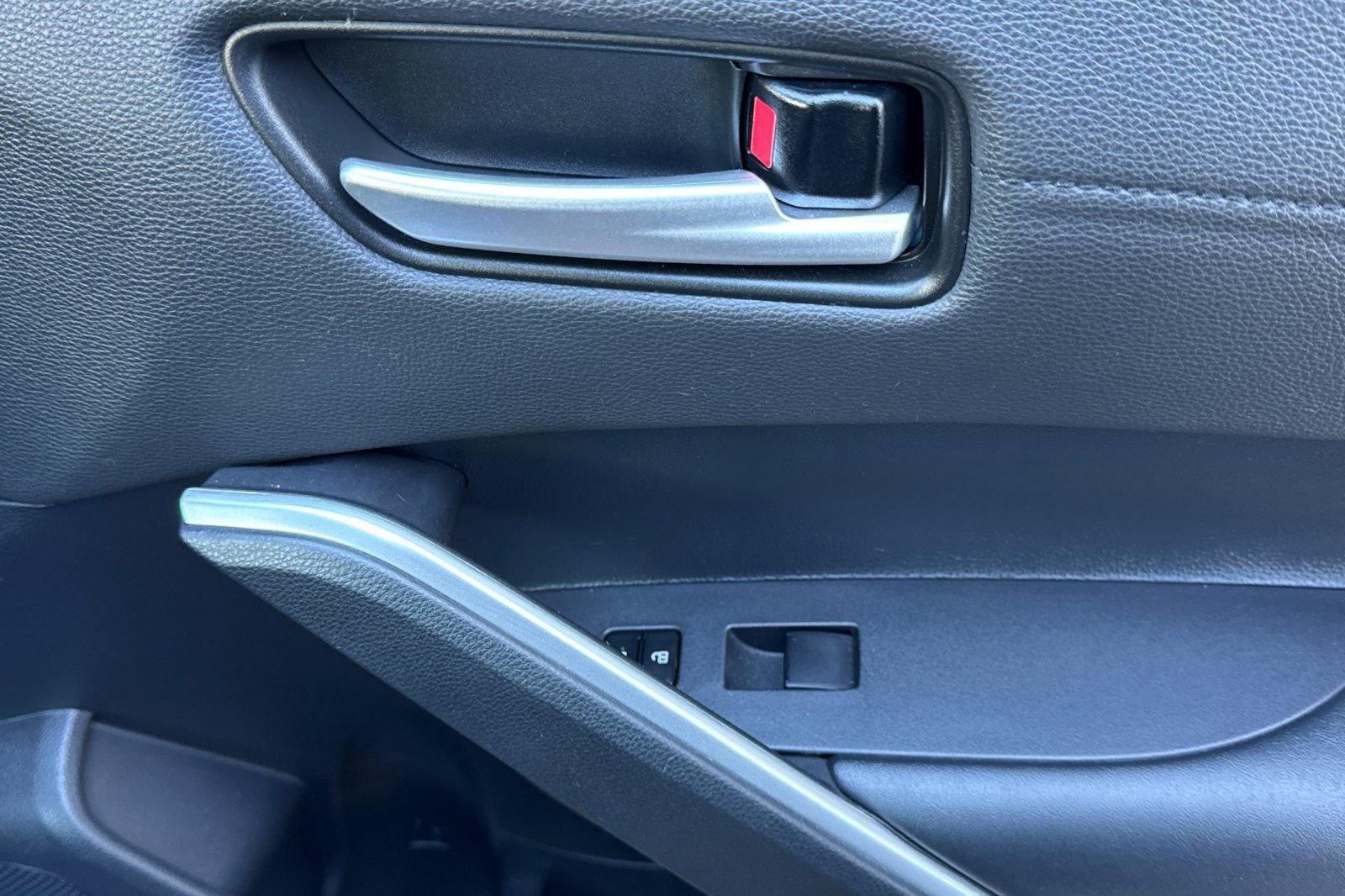 Certified 2024 Toyota Corolla Cross XLE w/ Convenience Package image 24