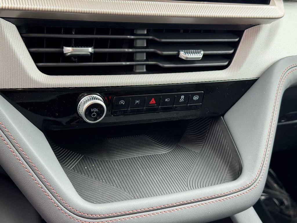 New 2026 Ford Explorer Active image 19