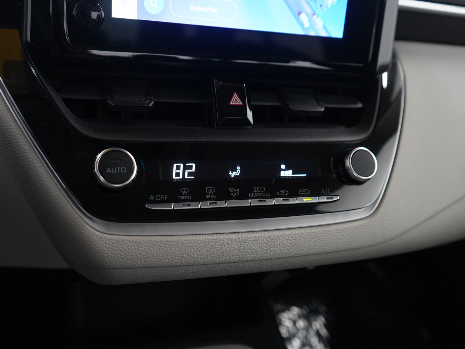 Used 2023 Toyota Corolla LE image 20