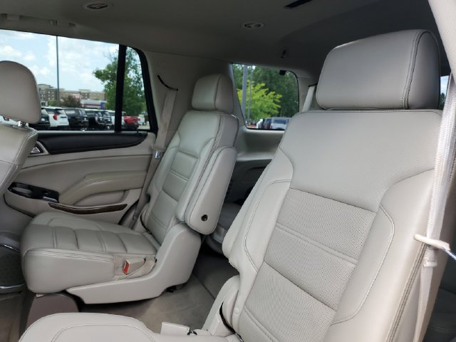 Used 2020 GMC Yukon Denali w/ Denali Ultimate Package AWD/4WD image 33