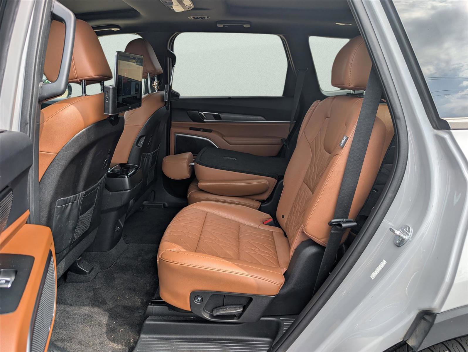 Used 2023 Kia Telluride SX X-Line AWD/4WD image 30