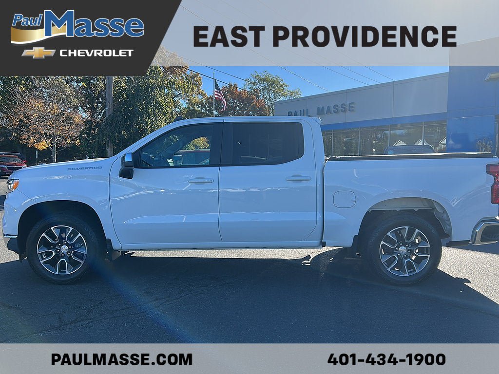 Used 2024 Chevrolet Silverado 1500 LT AWD/4WD image 9