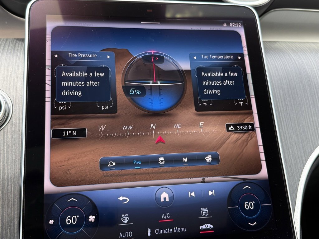 Used 2023 Mercedes-Benz GLC 300 4MATIC image 11