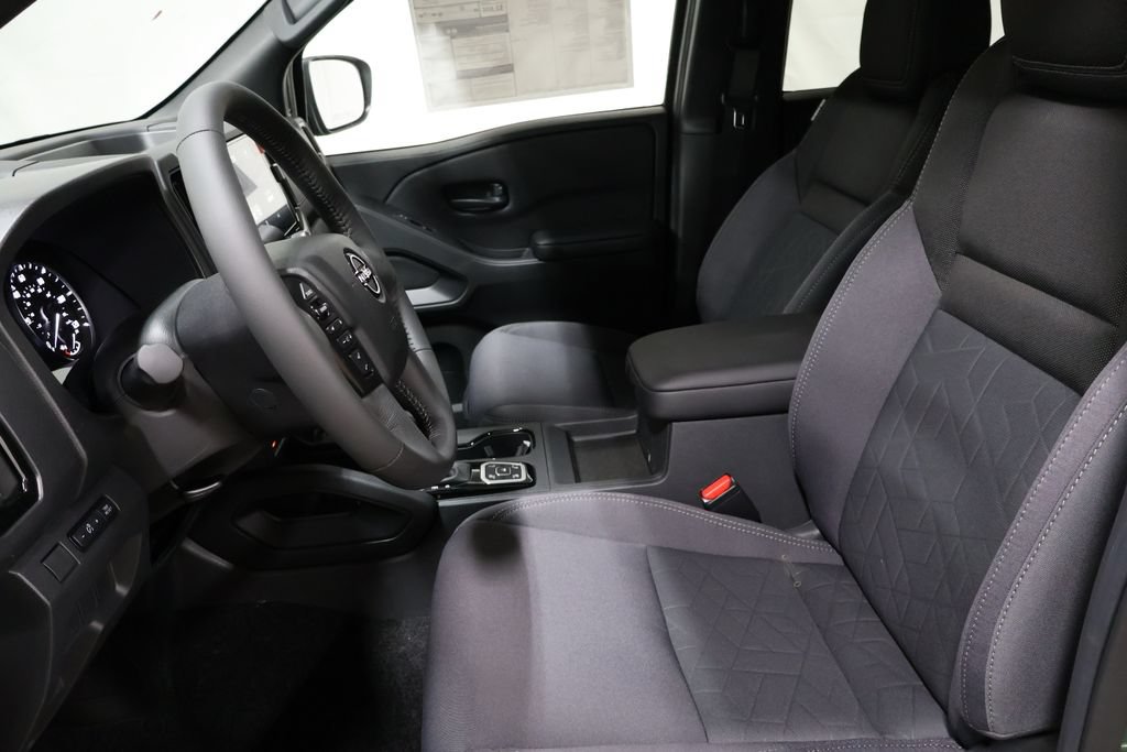 Used 2026 Nissan Frontier SV AWD/4WD image 14