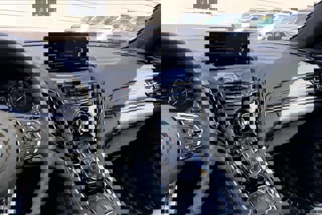 Used 2025 Acura RDX SH-AWD image 5