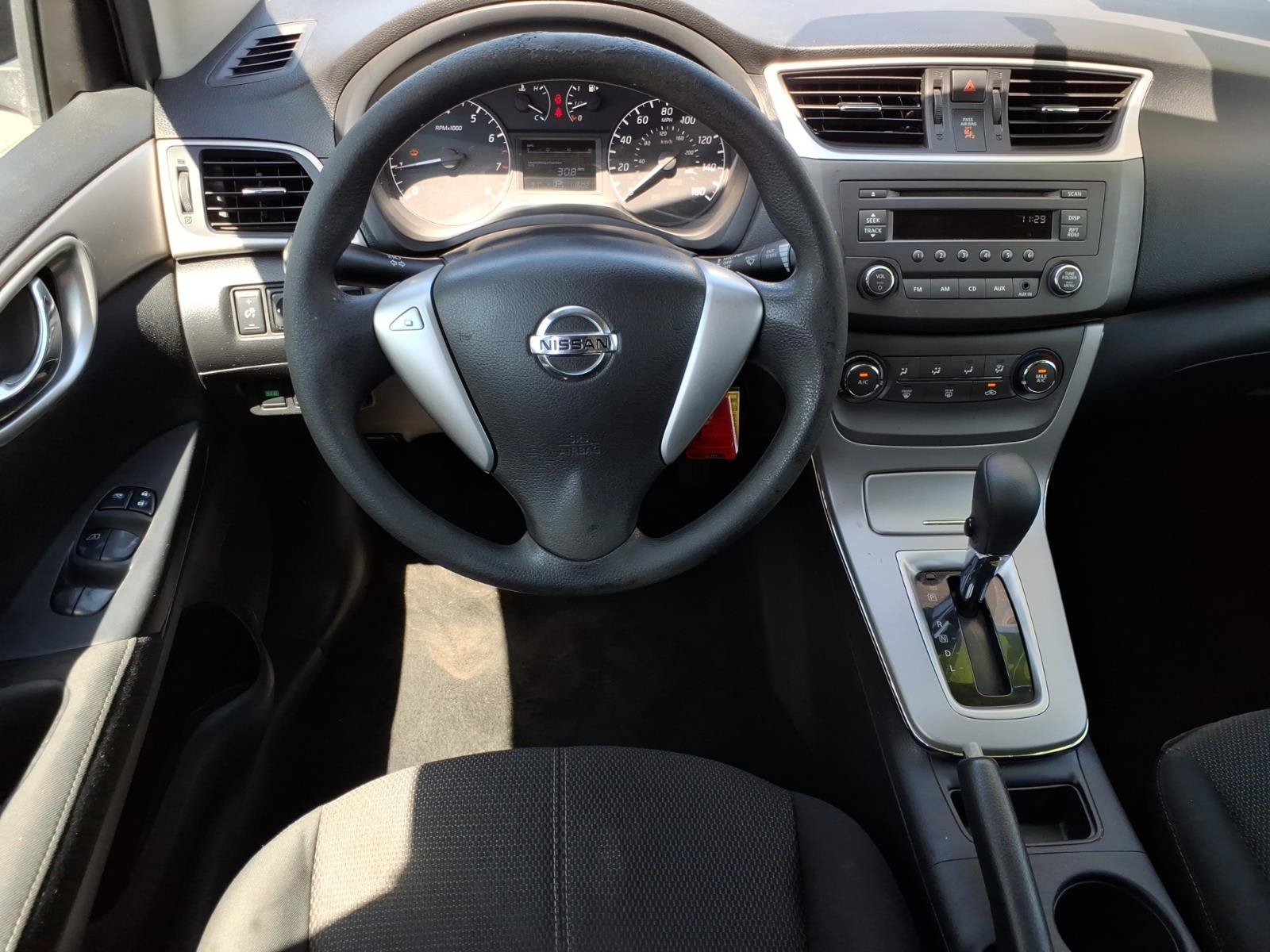 Used 2014 Nissan Sentra S FWD image 17