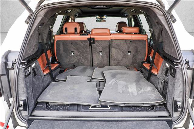 Used 2025 BMW X7 M60i AWD/4WD image 25