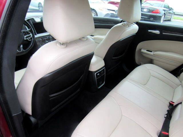 Used 2019 Chrysler 300 Touring L w/ Quick Order Package 22F image 11