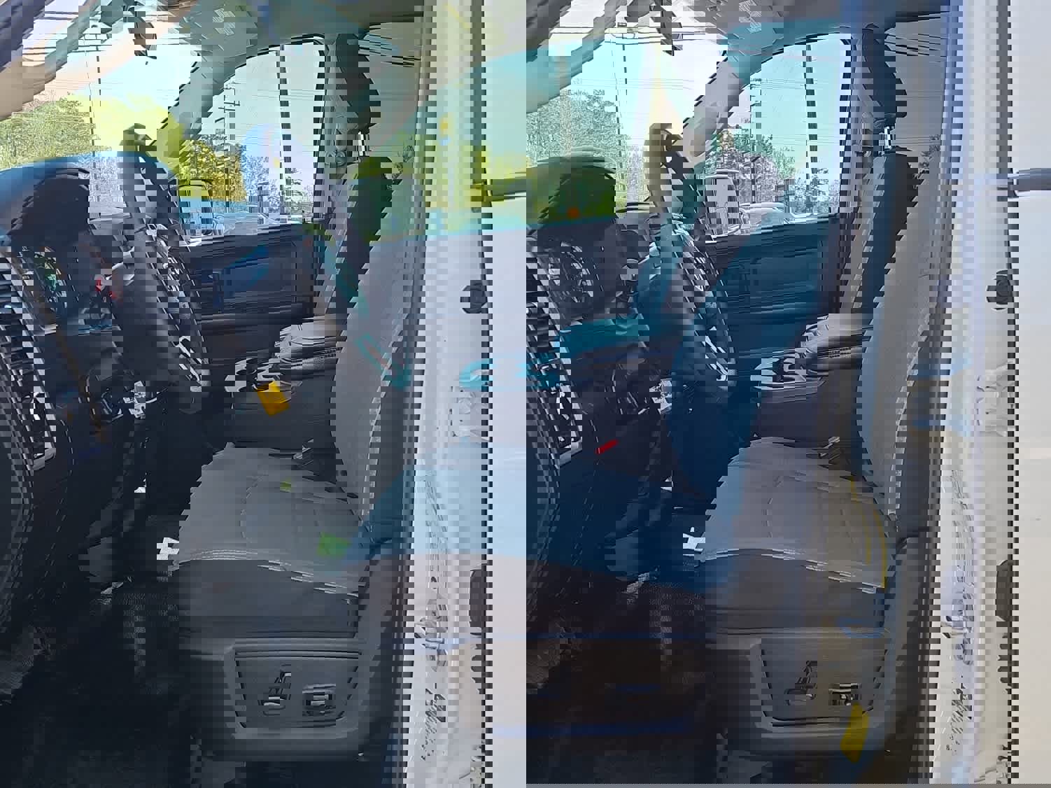 Used 2023 RAM 1500 Tradesman image 9