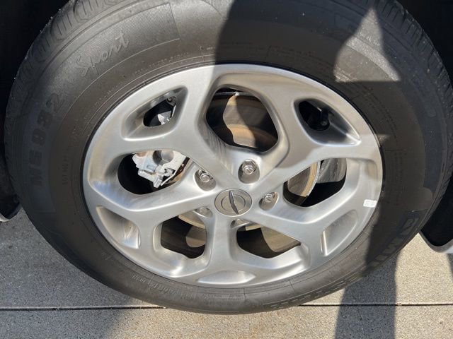 Certified 2023 Chrysler Pacifica Limited image 7