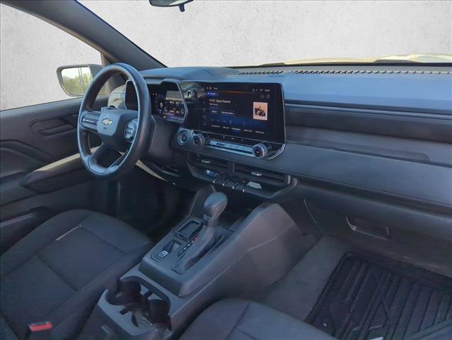 Used 2024 Chevrolet Colorado W/T image 21