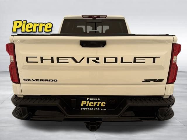 Used 2024 Chevrolet Silverado 1500 ZR2 image 3