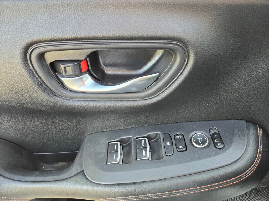 Certified 2023 Honda HR-V Sport image 18