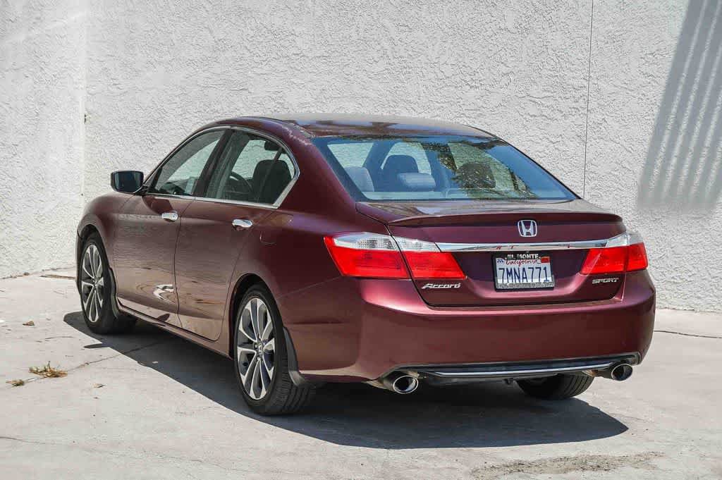 Used 2015 Honda Accord Sport image 6