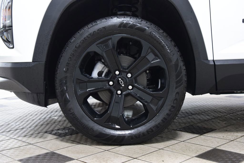New 2026 Chevrolet Equinox LT w/ Midnight Edition FWD image 26
